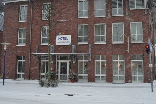 Hotel Zum Deutschen Eck Meerbusch Dış mekan fotoğraf